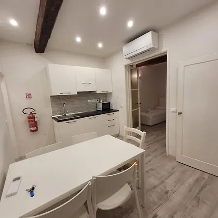 Spacious & Trendy 2br