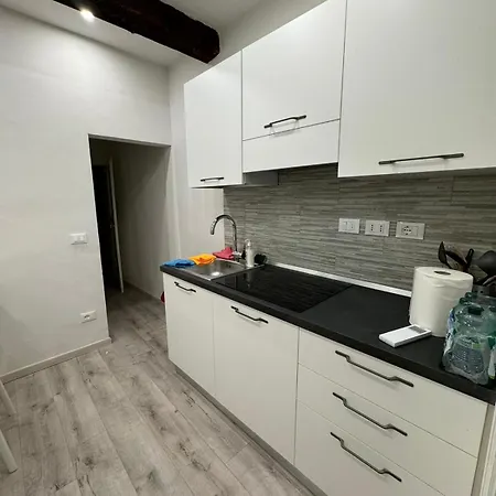 Apartment Spacious & Trendy 2br *