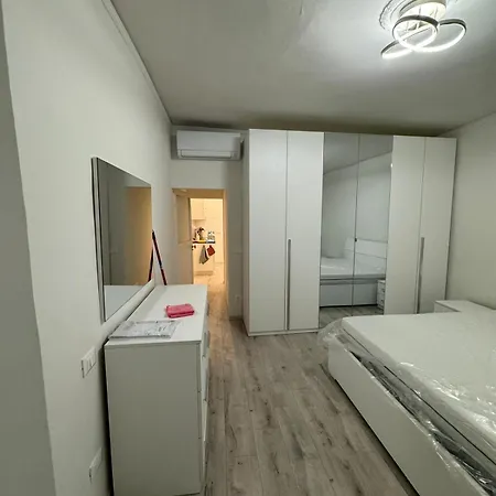 Apartment Spacious & Trendy 2br Florence