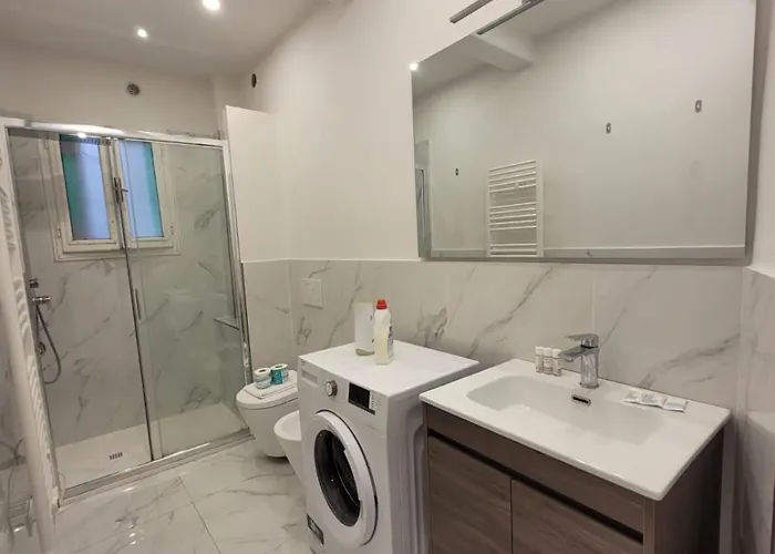 Spacious & Trendy 2br Florencja