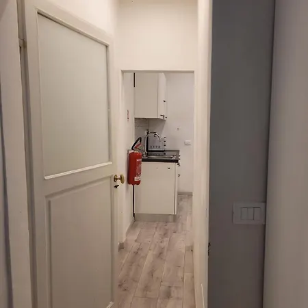 Spacious & Trendy 2br *